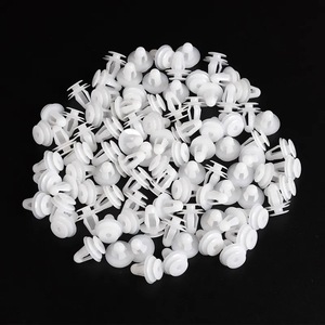 <span class=keywords><strong>Clips</strong></span> de fixation de panneau de porte de 9 mm adaptés aux <span class=keywords><strong>Peugeot</strong></span> 206, 207, 208, <span class=keywords><strong>308</strong></span>, 407 et 408. - Product Image 1
