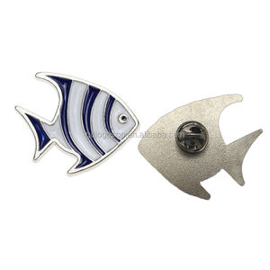 Insignia de <span class=keywords><strong>Alaska</strong></span> de Esmalte Suave, Recuerdos Personalizados, Insignia de Animal, Insignia de Oso Polar de <span class=keywords><strong>Alaska</strong></span>, Pin Metálico - Product Image 6