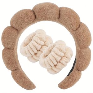 Set de Diadema de Terciopelo Fruncido con Diseño de Nube y Diadema de Corona Alta con Pulsera para Lavado Facial, Maquillaje, Spa, Boda, Regalo para Damas de Honor - Product Image 1