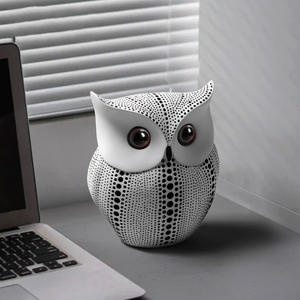 Ornamento nordico creativo in resina <span class=keywords><strong>gufo</strong></span> con motivo scultura morbida decorazione per la casa soggiorno TV ingresso Desktop applicazione cani - Product Image 3