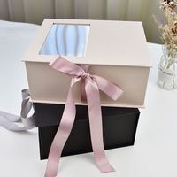 Venta caliente libro tipo caja magnética tapa embalaje de caja de regalo con ventana y cinta