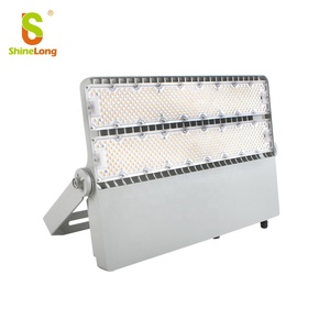 Lente estándar de 90 ° 30 ° 60 ° P6 Otional High Power 1000W IP65 LED Flood Light Área de disipación de calor grande para Municipal Square - Product Image 2