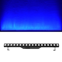 Barre lumineuse LED matricielle RGBW 100W 18PCS 8W pour la décoration de scène
