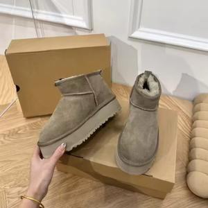 Bottes plateforme Uggs chaudes d'hiver personnalisées 2025 pour femmes avec logo, bottes à la cheville pour femmes - Product Image 4