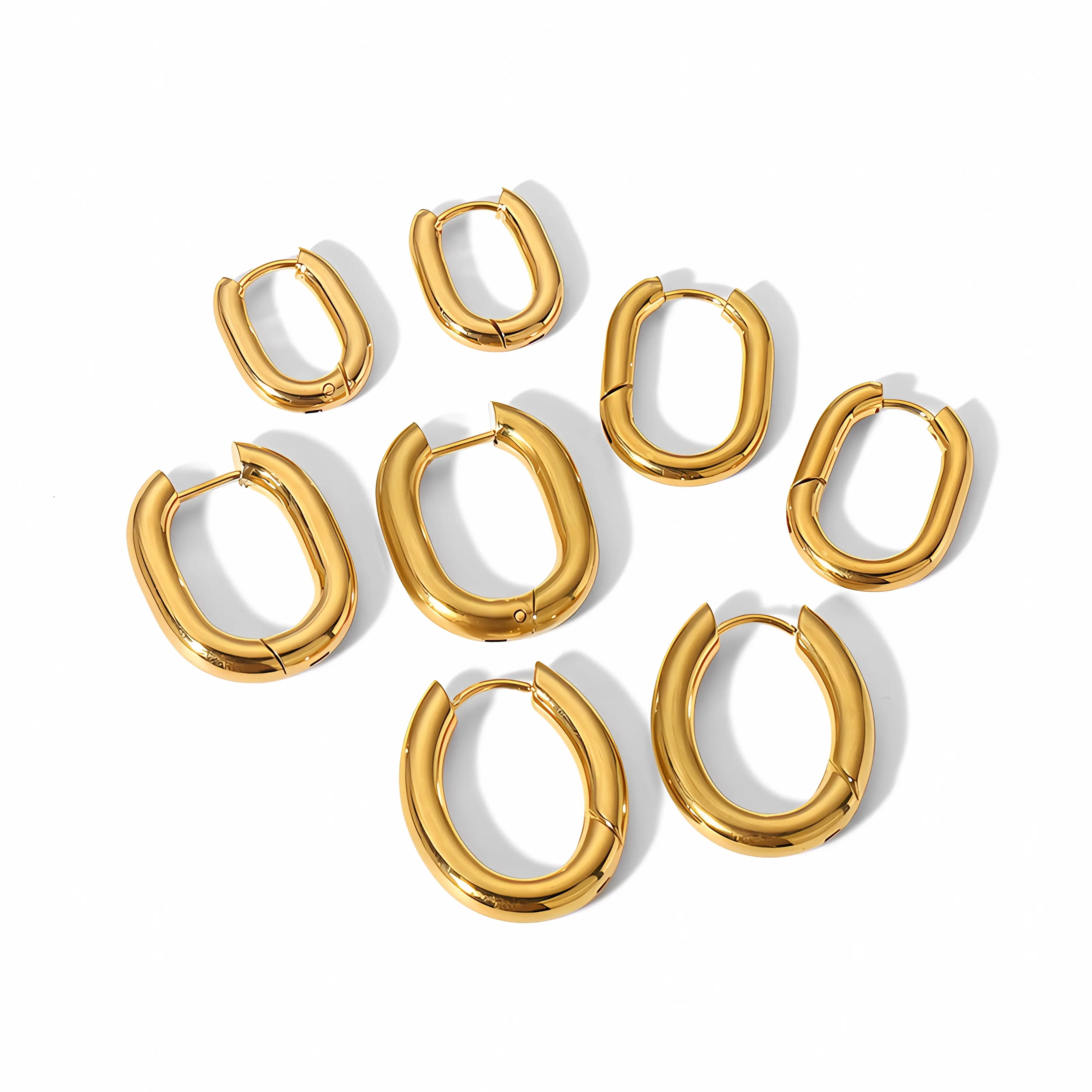 LQ Boucles d'oreilles rectangulaires ovales minimalistes en plaqué or 18 carats Boucles d'oreilles Huggie en acier inoxydable pour femmes