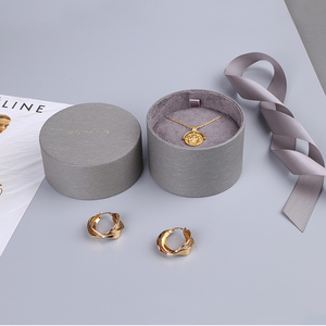 Boîte d'emballage personnalisée Boyang pour colliers et pendentifs en forme de cœur en papier pour la Saint-Valentin - Product Image 2