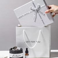 Série spatiale haut de gamme pour diffuseur de roseaux huile parfumée à la main avec un design élégant