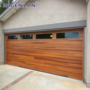 Portes de <span class=keywords><strong>garage</strong></span> sectionnelles coulissantes Rogenilan coupe-vent en aluminium à grain de bois pour villa - Product Image 1
