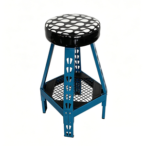 Taburete de Trabajo Industrial con Reposapiés de Malla, Estante para Herramientas, Patas de Acero Resistentes, Diseño Triangular, Asiento Acolchado para Taller - Product Image 5
