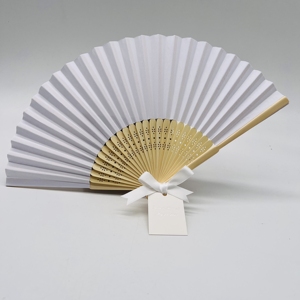 Accesorios de baile nupcial populares, iglesia, regalo de boda, recuerdos de fiesta, abanico de mano plegable de bambú con bolsas de regalo, 2023 - Product Image 6