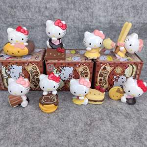 Hellokitti Chocolate Edition Lot de 8 jouets en peluche en forme de gâteau de haute qualité dans des boîtes aveugles Matériau de remplissage PP - Product Image 4