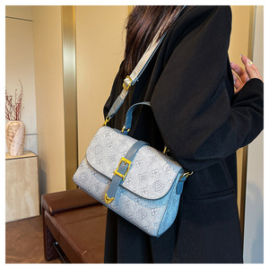 Nuevo <span class=keywords><strong>Bolso</strong></span> Bandolera <span class=keywords><strong>Mediano</strong></span> de PU con Textura Casual y de Alta Gama para Mujer, <span class=keywords><strong>Bolso</strong></span> de Hombro con Estampado Clásico para Dama - Product Image 6