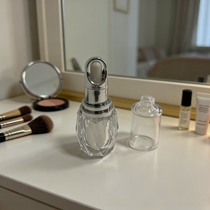 Botella de Aceite Transparente de Plástico Acrílico de Lujo de 10 ml con Gotero Dorado para Aceite Esencial - Product Image 2