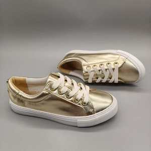 <span class=keywords><strong>Scarpe</strong></span> Casual da <span class=keywords><strong>Donna</strong></span> in Edizione Limitata con Pelle Dorata, Si Prega di Contattare il Personale <span class=keywords><strong>Online</strong></span> Prima di Effettuare l'Ordine - Product Image 1