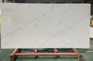 Calacatta ชุดครัวเทียมสำเร็จรูปครัวเกาะวิศวกรรมตัดขนาดควอตซ์ด้านบนสำหรับเคาน์เตอร์และท็อปโต๊ะ - Product Image 4