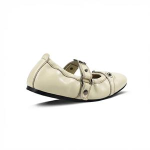 Bailarinas de PU con acabado aceitoso para mujer, punta redonda, tira elástica <span class=keywords><strong>en</strong></span> el tobillo, hebilla estilo Mary Jane, tachuela - Product Image 4