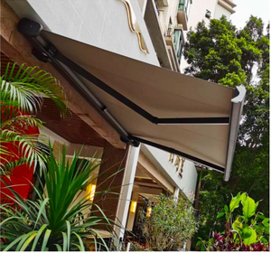 Auvent <span class=keywords><strong>motorisé</strong></span> personnalisé de <span class=keywords><strong>3m</strong></span> x 5m avec cadre en aluminium et acier et rétractable pour balcon et patio, blanc, utilisation en extérieur avec télécommande - Product Image 3