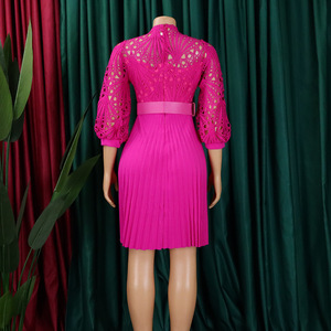 D3246 Robes d'été tendance grande <span class=keywords><strong>taille</strong></span> pour femmes, robes courtes décontractées élégantes en dentelle à fleurs ajourées plissées pour femmes avec ceinture - Product Image 6