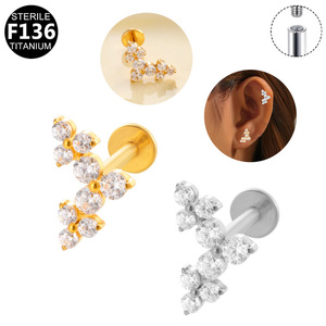 Boucles d'oreilles clous en titane G23 avec zircon étoile F136, bijoux de piercing pour lèvres - Product Image 2