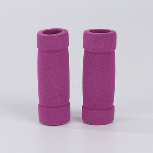 Poignées en mousse antidérapantes 18x7x100mm pour équipement de sport et de fitness - Product Image 1