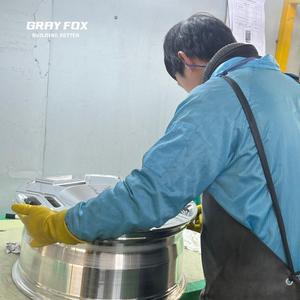 Cerchi Forgiati GrayFox Personalizzati Nero Lucido 17 18 19 20 21 Pollici 5x112 5x120 5x114.3 per <span class=keywords><strong>Audi</strong></span> A4 A5 A6 A7 Q5 E-<span class=keywords><strong>Tron</strong></span> <span class=keywords><strong>GT</strong></span> - Product Image 6