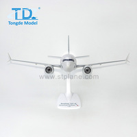 Maquette de jet en plastique American B737 MAX 8 à l'échelle 1/100, 40 cm