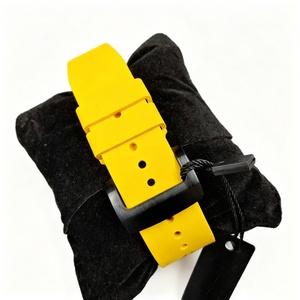 นาฬิกาโครโนกราฟจักรกลทรงสี่เหลี่ยมสำหรับผู้ชายรุ่นใหม่ RM65-01 ปี 2026 พร้อมพลังงานสำรอง สายคาร์บอนไฟเบอร์คุณภาพสูง ดีไซน์สีสันสดใส - Product Image 6