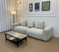 Abnehmbarer Stoffbezug Luxus Dreisitzer-Sofa Schaumstoffgefüllt Modernes Minimalistisches Cremefarbenes Design für Hotel Wohnzimmer Modular
