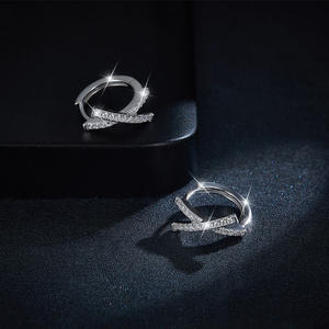 Aros de Plata con Moissanita, Diseño Moderno, Paquete al por Mayor, Chapados en Oro y Rodio, Unisex - Product Image 2