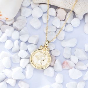 925 joyas de plata esterlina chapado en oro de 14K Espana suerte seis peniques Elizabeth moneda Vintage collares para mujeres - Product Image 5