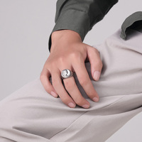 MECYLIFE Europäischer Stil Edelstahl Siegelring 18K Vergoldet Julius Caesar Kopf Trendiger Herrenschmuck