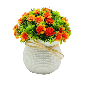 Bonsái de Crisantemo Artificial de 16 cm, Flores Decorativas de Plástico Blanco Lechoso para Decoración del Hogar - Product Image 5