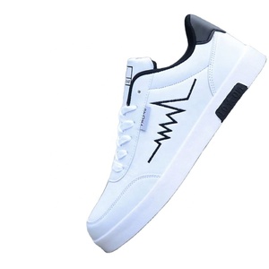 Chaussures de course à enfiler pour hommes, style coréen tendance, motif floral, décontractées pour adolescents, doublure en cuir véritable, printemps, été, hiver - Product Image 1