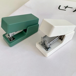 Agrafeuse portable spéciale pour cahiers d'exercices et outil de tri des questions erronées pour étudiants en classe et en dortoir - Product Image 6