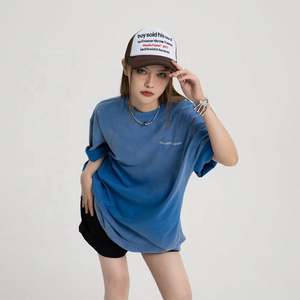 Camiseta personalizada de Hip Hop lavada con ácido de peso pesado de 300gsm, diseño de impresión de gran tamaño Unisex, ajuste holgado para hombres y mujeres de talla grande - Product Image 3