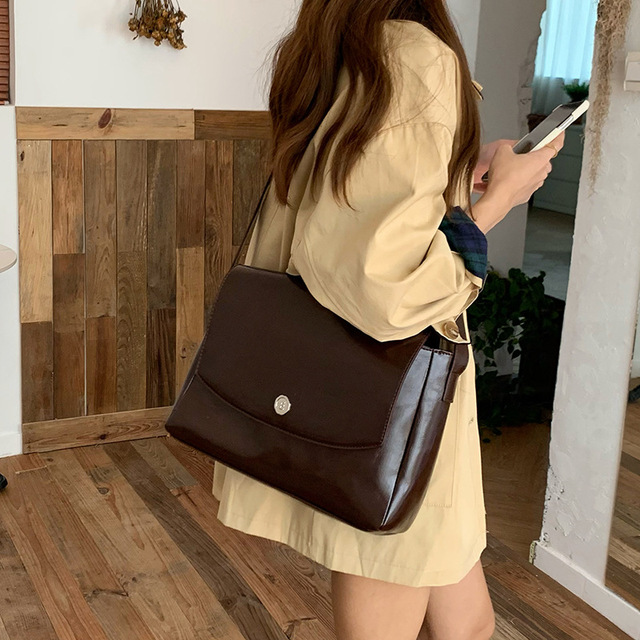 2026 Autumn New Arrival Niche-Design Retro High-Capacity PU Men's Briefcase Textured Crossbody Simple Messenger Bag