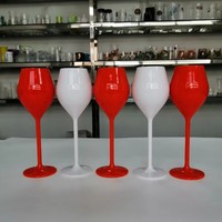 BST Personalisierte Weiße Kunststoff-Weingläser Großhandel 130ml Benutzerdefiniertes Logo für Sektflöten Umweltfreundlich Langlebig Klassisch Premium