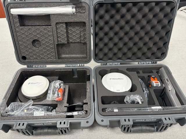 E-survey EOS International Version GNSS RTK GPS Survey Equipment Laser 1408 Channels IP67 Rated 5G Network Bluetooth/WiFi