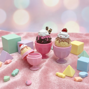 Brillo Labial Sundae en Forma de Cupcake Rosa con Diseño de Crema Batida y Fresa, 7cm, Vegano, Personalizado, Se Aceptan Pedidos OEM - Product Image 2