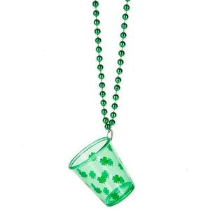 St. Patrick Day Supplies Green Shamrock Chain Shot Plastic Shot Glass Necklace With Small Cup White Plastic Bead Necklace
