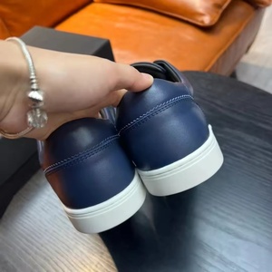 Zapatillas casuales de lujo para hombre, estilo clásico de diseñador, zapatillas deportivas para mujer con placa metálica, estilo casual para caminar - Product Image 6