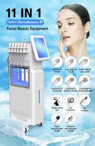 Appareil multifonction 11-en-1 pour minimiser les imperfections cutanées, machine à oxygène pour réduire l'excès de sébum, machine faciale à petites bulles - Product Image 2