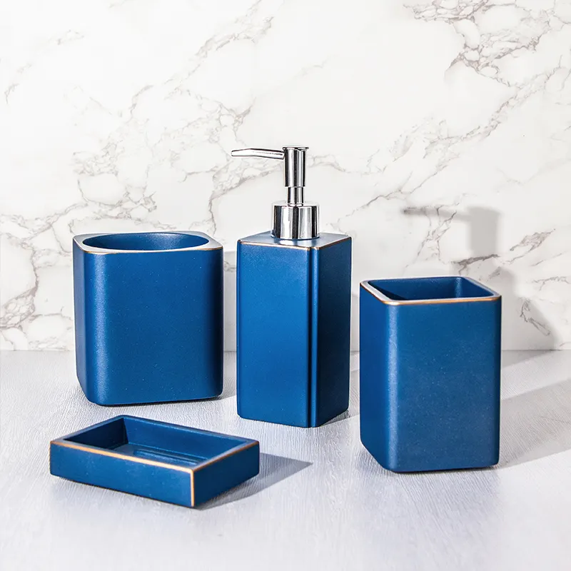 नोम पेन्ह नीले बाथरूम सेट गोल्डन रंग पक्षों शौचालय साबुन मशीन सेट