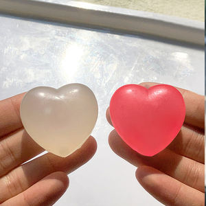 Farbwechselnde Spielzeuge Langsam Zurückfedernde Maltose-Quetschspielzeuge Liebesherz Knautschball Spaßiger Entspannungsball Valentinstag-Spielzeug - Product Image 4