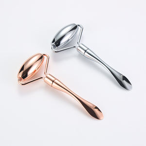 ملصق خاص ، ملعقة معدنية دوارة لتدليك العين ، ملعقة مستحضرات تجميل لاستخدام الوجه - Product Image 1
