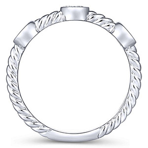 Anello con Cristalli Intrecciati per Donne, Accessorio di Moda Minimalista per Uso Quotidiano - Product Image 4