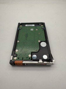 Dell EMC D4-2S10-1800 1.8TB 10K <span class=keywords><strong>SAS</strong></span> 25x2.5 Mã sản phẩm Ổ cứng 005053154 005053155 áp dụng cho thống nhất 380 480 680 880 - Product Image 2