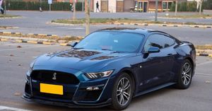 <span class=keywords><strong>Film</strong></span> métallique liquide de couleur bleue de légion de métal liquide d'animal familier <span class=keywords><strong>Film</strong></span> métallique liquide de feuille de vinyle de véhicule sans bulle d'air sur la voiture - Product Image 2