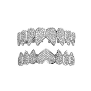Grillz para dientes con forma de corazón, microincrustaciones de circonita, grillz de oro y plata, accesorio de fiesta hip hop para dientes, unisex - Product Image 5
