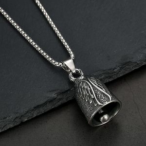 Yunnique – collier avec pendentif en forme d'ailes d'ange en acier inoxydable, bijoux à la mode unisexes - Product Image 2